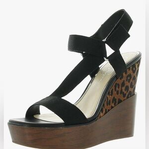 Jessica Simpson Women's Amillia Wedge Sandal